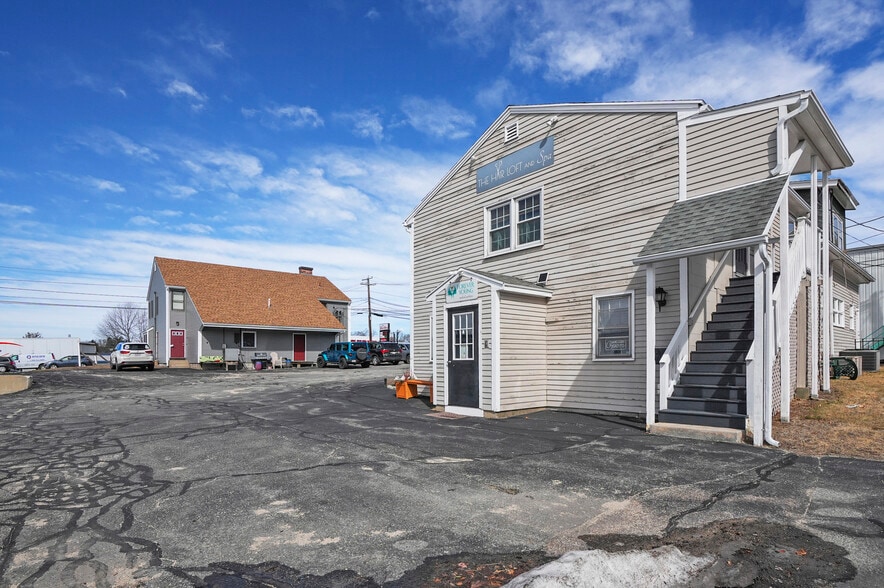 More Photos Of 325 Southbridge St, Auburn Storefront Retail Office For Sale