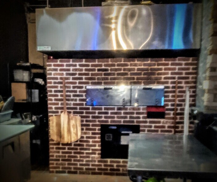 More Photos Of 139 E Hopkins St, San Marcos Bar For Sale