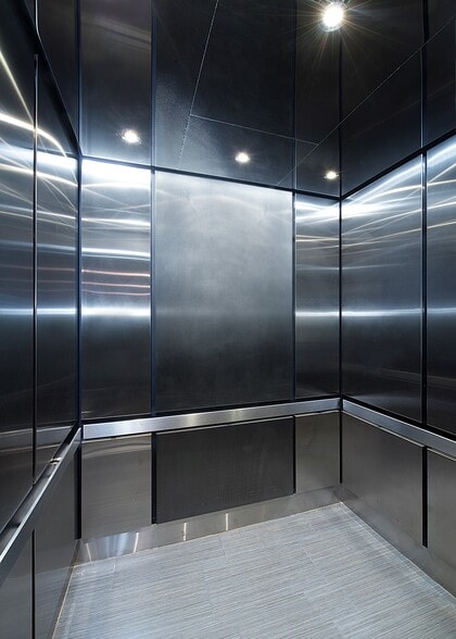 More Photos Of 837 5th Ave S, Naples Storefront Retail Office For Lease