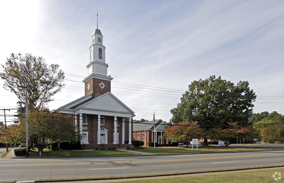 Primary Photo Of 1228 Todds Ln, Hampton Religious Facility For Sale