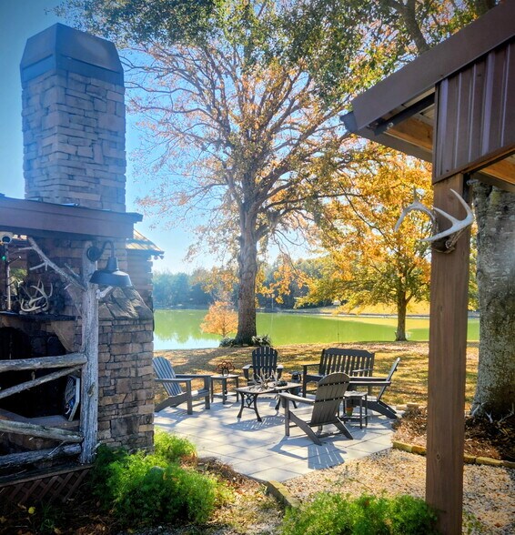 More Photos Of 289 Acres, Hayneville Land For Sale