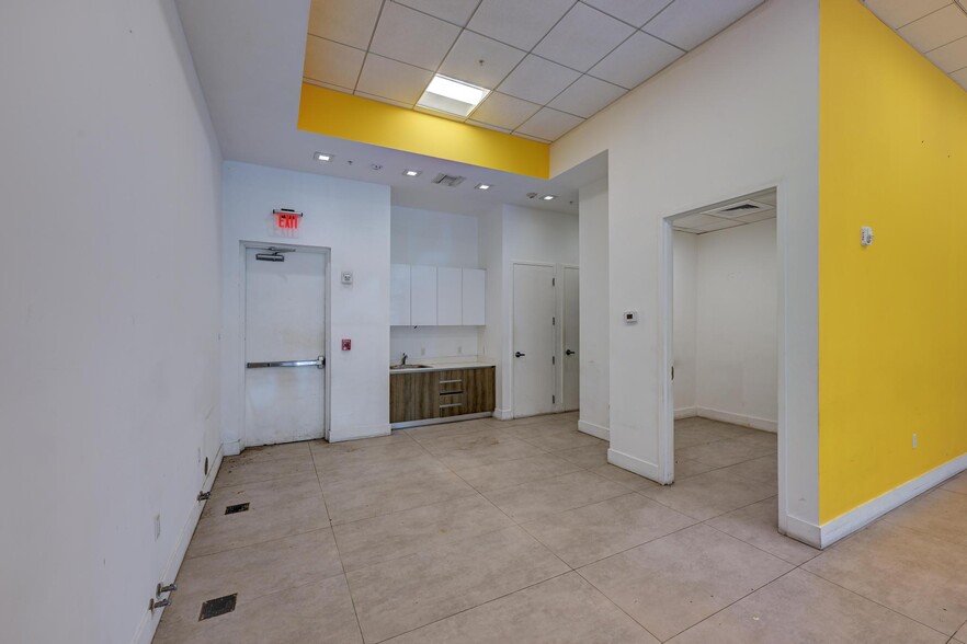 More Photos Of 301 Altara Ave, Coral Gables Apartments For Sale