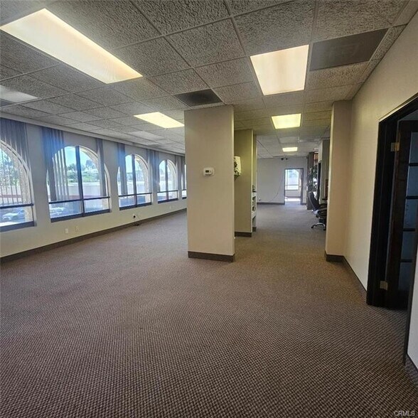 More Photos Of 2055 Hamner Ave, Norco Office Residential For Lease