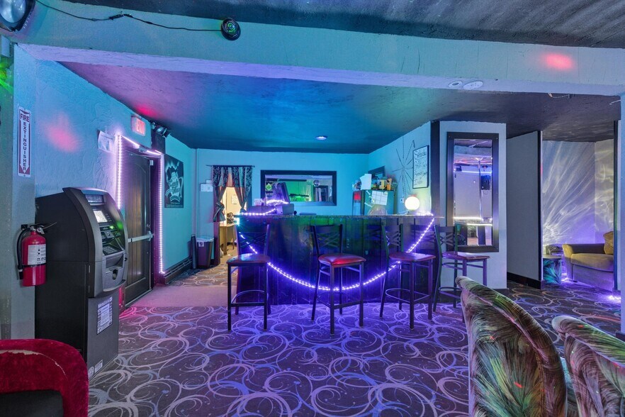 More Photos Of 205 Snyders Corner Rd, Wynantskill Lodge Meeting Hall For Sale