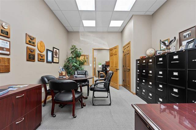 More Photos Of 217 8th Ave, Wellman Medical For Sale