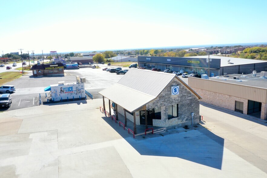 More Photos Of 1210 S Fm-51, Decatur Convenience Store For Lease