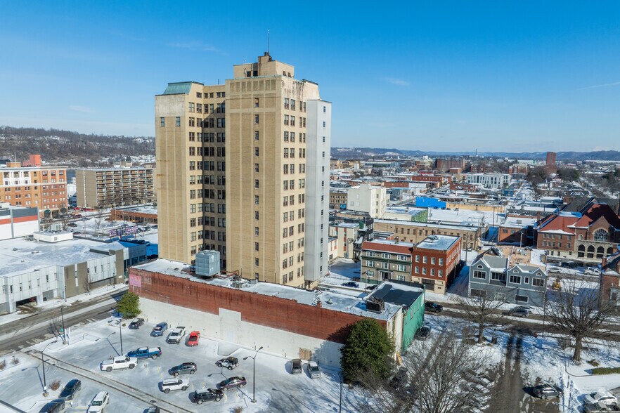 More Photos Of 401 11th St, Huntington Unknown For Sale