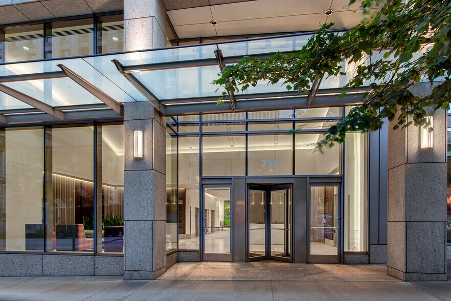 More Photos Of 719 2nd Ave, Seattle Office Residential For Lease