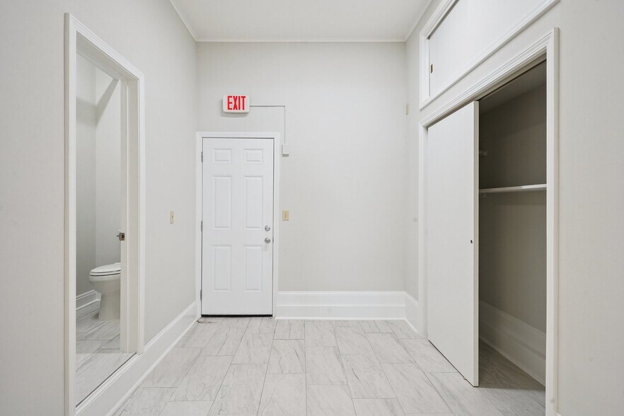 More Photos Of 4705 Iberville St, New Orleans Office For Lease