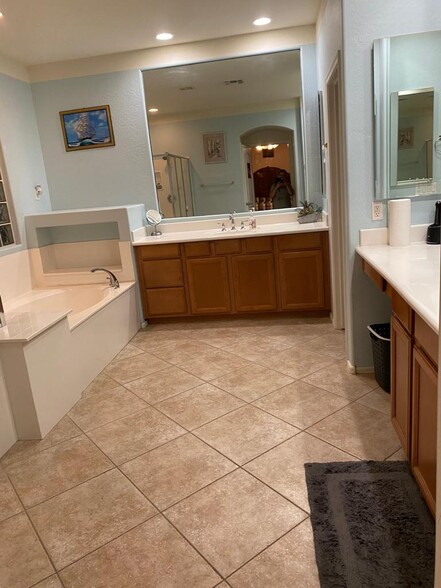 More Photos Of Happy Valley Rd & 83rd Dr, Peoria Assisted Living For Sale