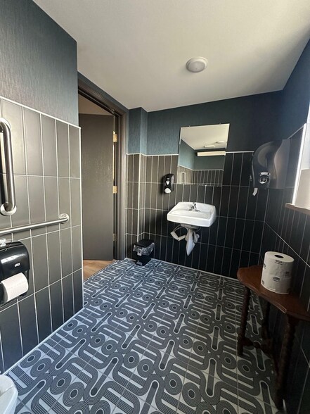 More Photos Of 523 S 2nd St, Mankato Office For Lease