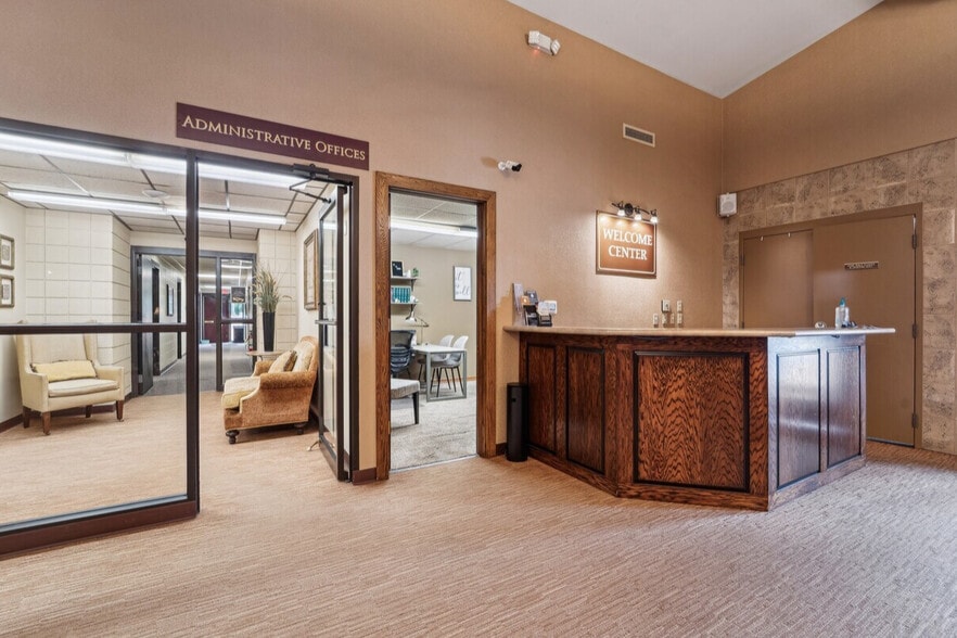 More Photos Of 2720 Kesting Ct, Appleton Religious Facility For Sale