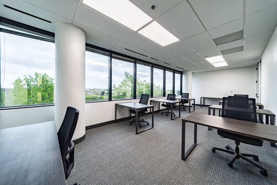 More Photos Of 500 N Central Expy, Plano Coworking Space