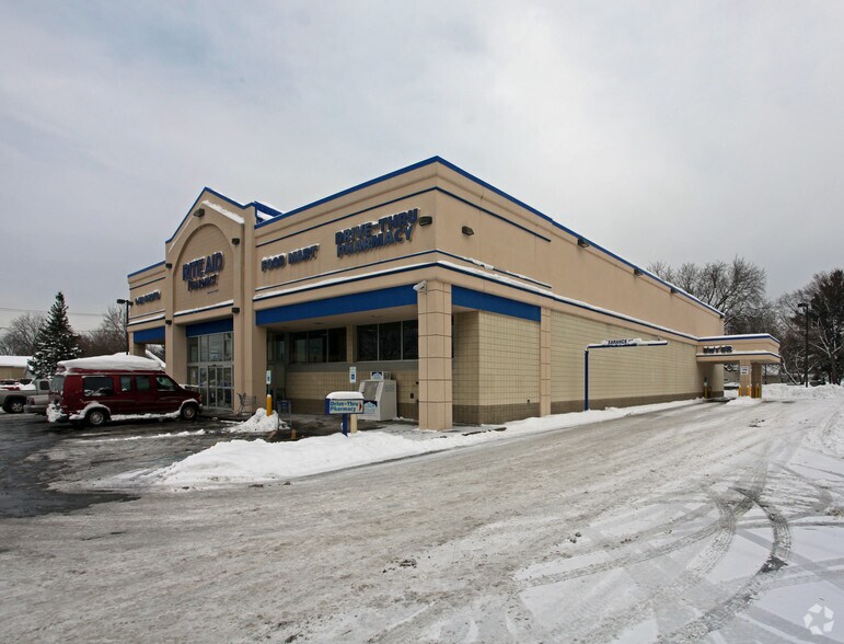 More Photos Of 2616 Brewerton Rd, Mattydale Drugstore For Lease