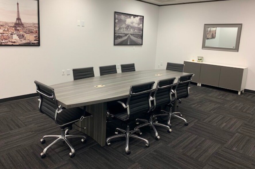 More Photos Of 3600 S Gessner Dr, Houston Medical For Lease