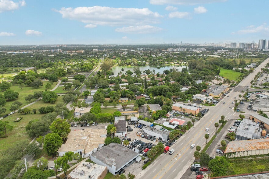 More Photos Of 15150 W Dixie Hwy, North Miami Beach Auto Repair For Sale