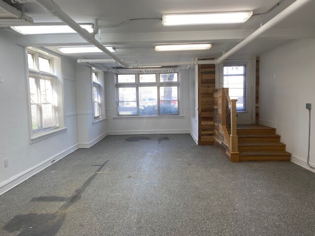 More Photos Of 41 South Blvd, Oak Park Apartments For Lease
