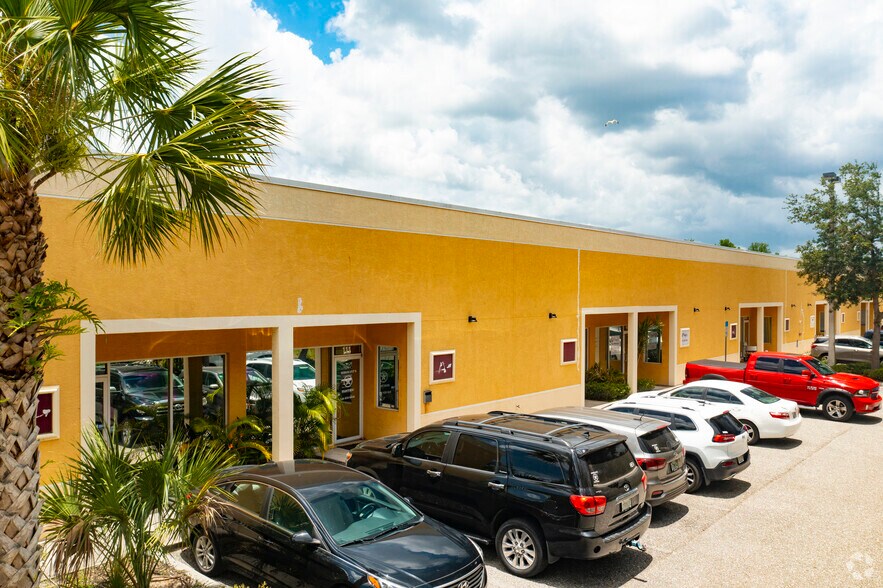 More Photos Of 1075 Innovation Ave, North Port Unknown For Lease