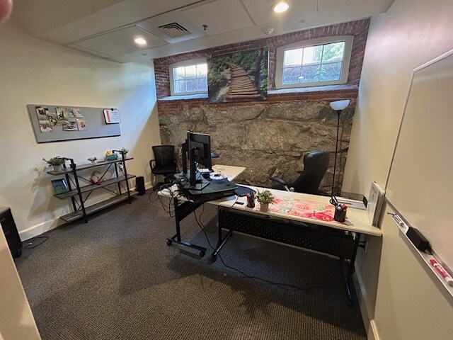 More Photos Of 9 Pond Ln, Concord Office For Lease