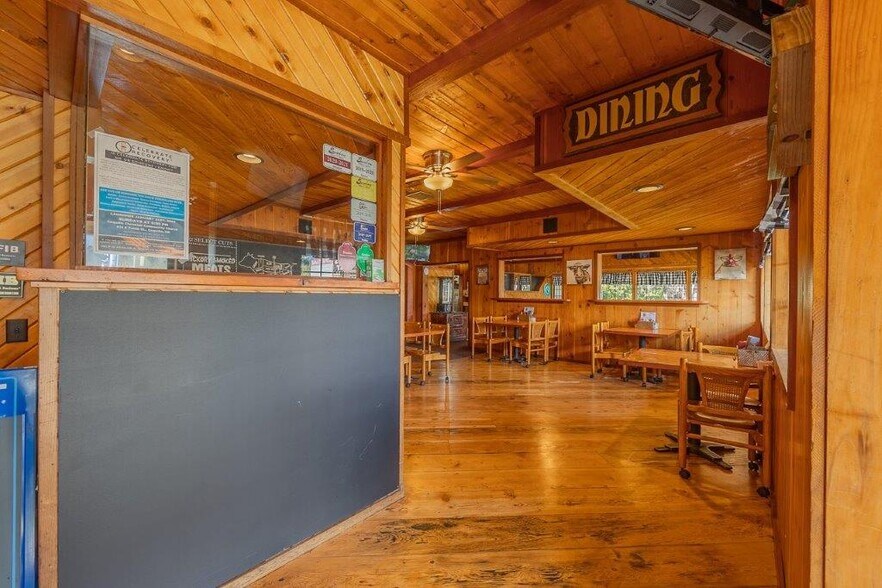 More Photos Of 3030 Oregon Ave, Bandon Restaurant For Sale
