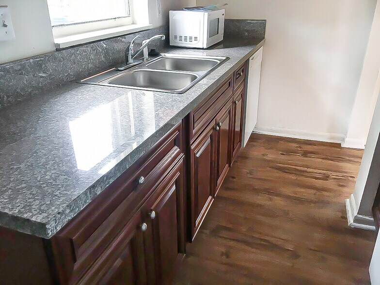 More Photos Of 4103 Riverside Dr, Coral Springs Apartments For Sale