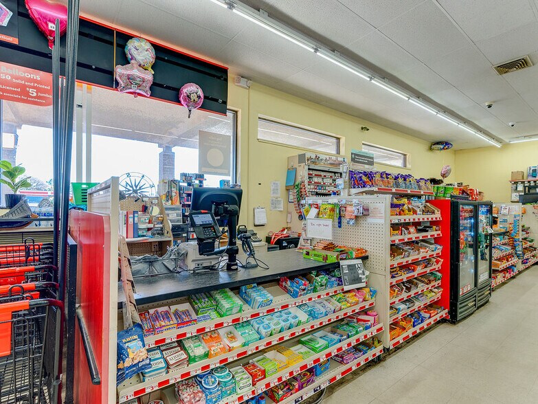 More Photos Of 801-807 N Broadway Ave, Ada Storefront For Sale