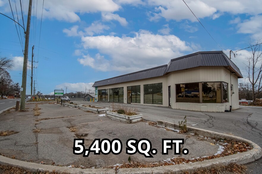 Primary Photo Of 904 Water St, Peterborough Freestanding For Lease