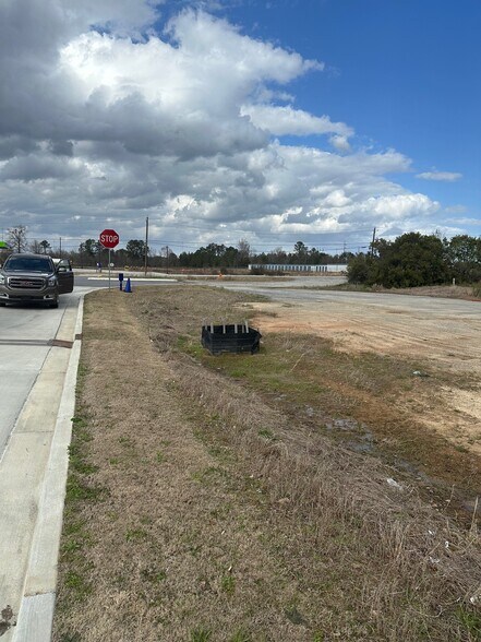 More Photos Of 000 Dallas Drive Lot A, Thomson Land For Sale