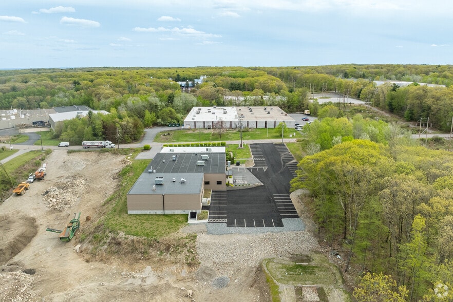 More Photos Of 27 Wellington Rd, Lincoln Office For Lease