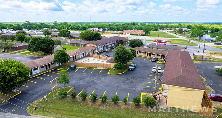 More Photos Of 3307 US Highway 90A E, Gonzales Hotel For Sale
