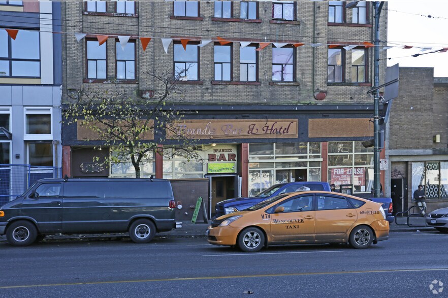 More Photos Of 122 E Hastings St, Vancouver Apartments For Lease