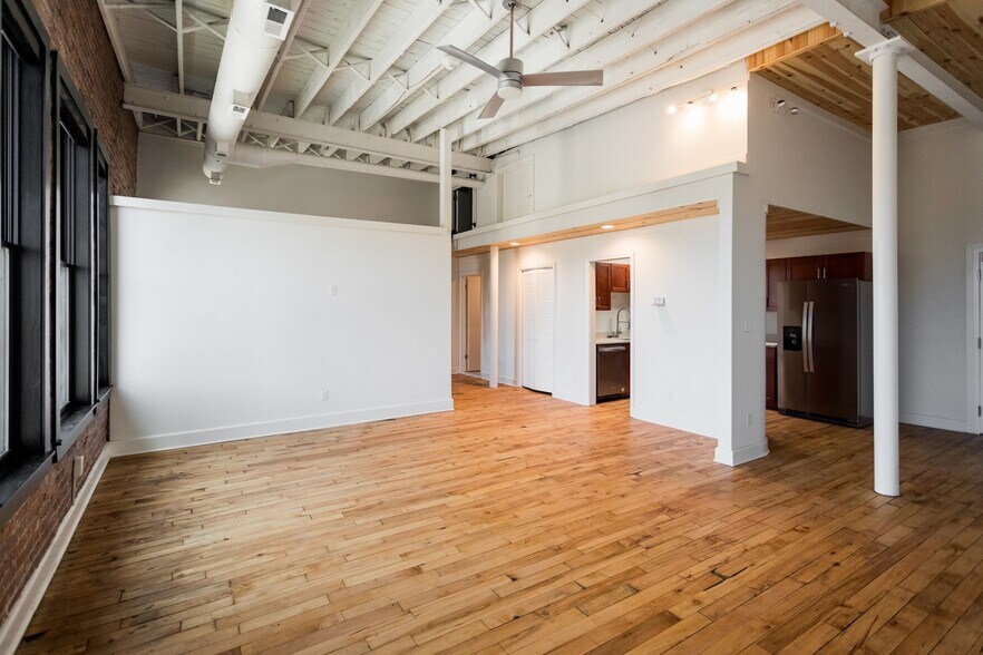 More Photos Of 2453-2469 Russell St, Detroit Storefront Retail Residential For Sale
