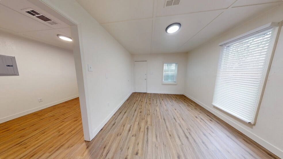 More Photos Of 2715 Twin View Blvd, Shasta Lake Multifamily For Sale