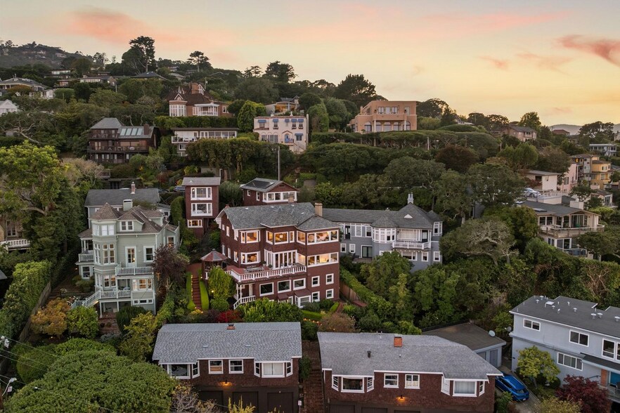 Primary Photo Of 47 Bulkley Ave, Sausalito Apartments For Sale