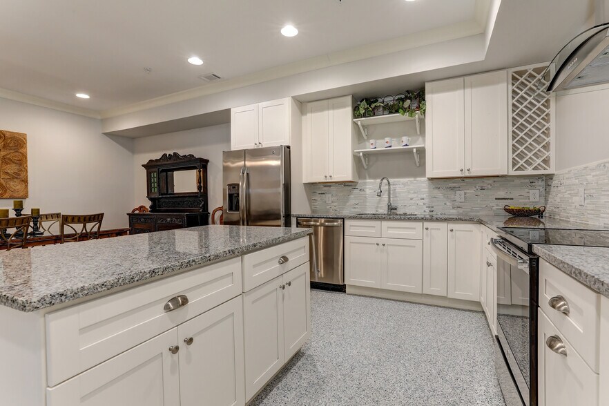 More Photos Of 2972 Lookout Pl NE, Atlanta Office Residential For Sale