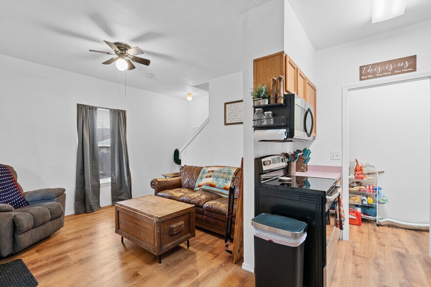More Photos Of 140 S Chase St, Heppner Apartments For Sale