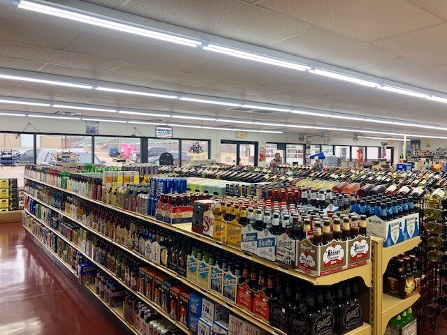 More Photos Of 404-406 W Country Club Rd, Chickasha General Retail For Sale