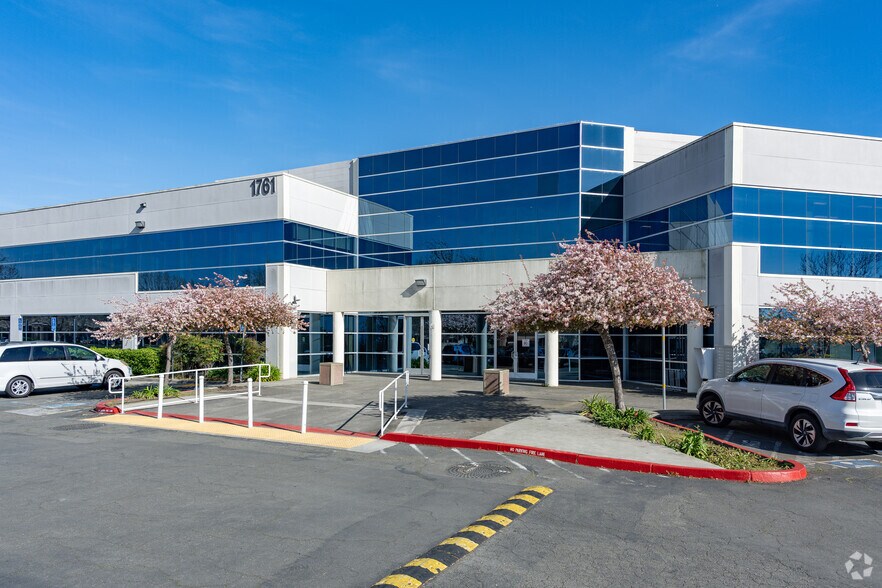 More Photos Of 1761 Broadway St, Vallejo Medical For Lease