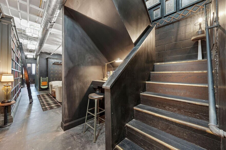 More Photos Of 43 W Markison Ave, Columbus Apartments For Sale