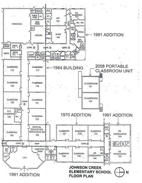 More Photos Of 305 Milwaukee St, Johnson Creek Schools For Sale
