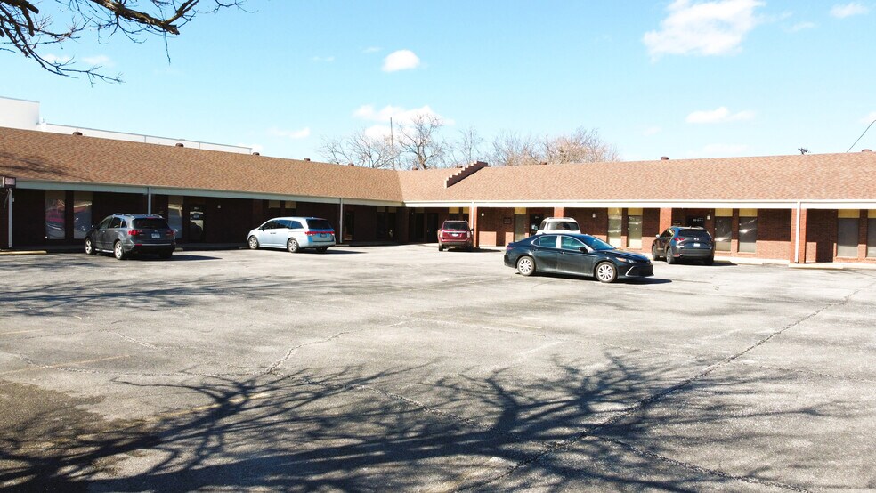 Primary Photo Of 210 S Thompson St, Springdale General Retail For Lease