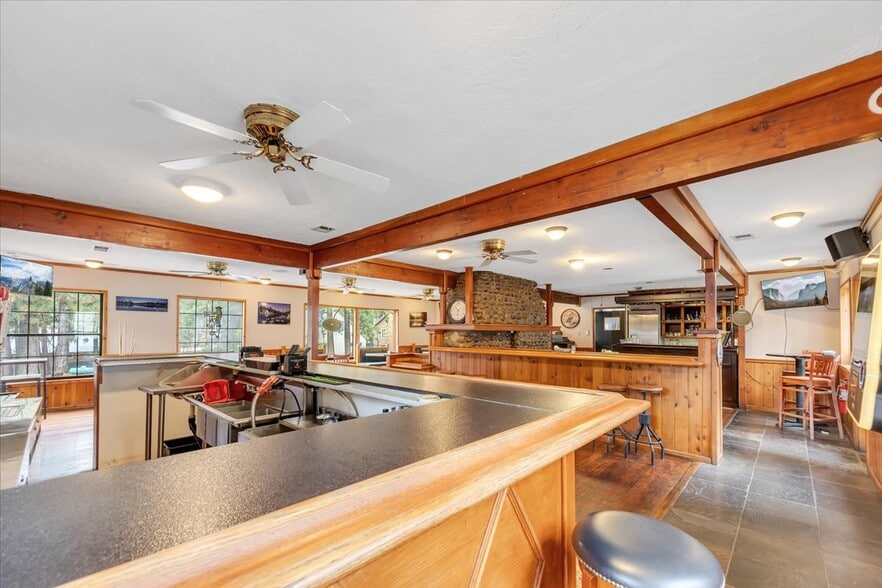 More Photos Of 1051 Hwy 4, Arnold General Retail For Sale