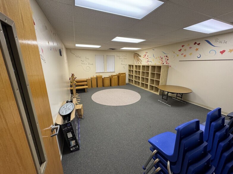 More Photos Of 5225 Calkins Rd, Flint Religious Facility For Sale