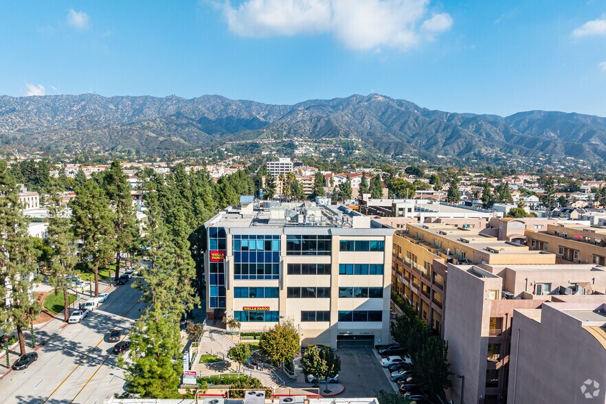 More Photos Of 250 E Olive Ave, Burbank Loft Creative Space For Sale