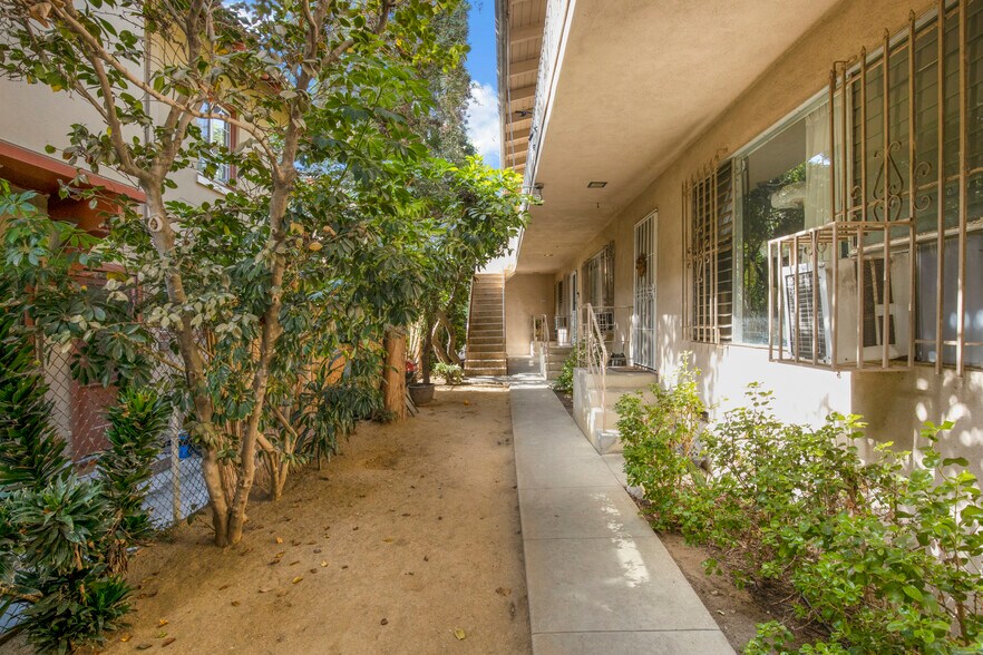 More Photos Of 1759 Winona Blvd, Los Angeles Apartments For Sale