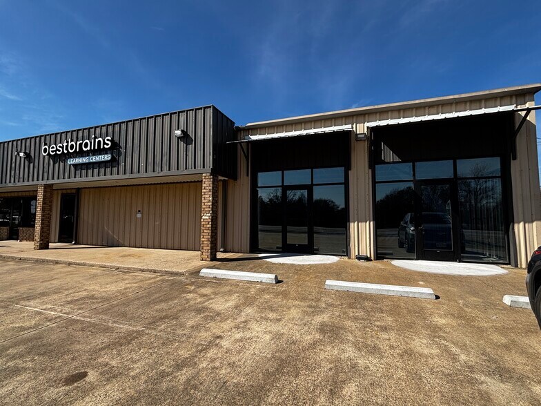 More Photos Of 5315 US Highway 377 S, Aubrey Storefront Retail Office For Lease