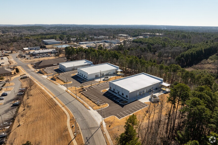 More Photos Of 11 Remington Dr, Little Rock Showroom For Sale