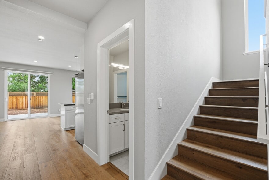 More Photos Of 47-49 Ursuline Rd, Santa Rosa Apartments For Sale