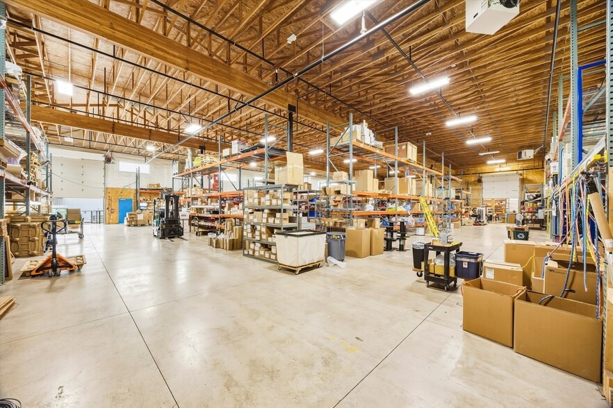 More Photos Of 1600 Carolina St, Bellingham Industrial For Sale