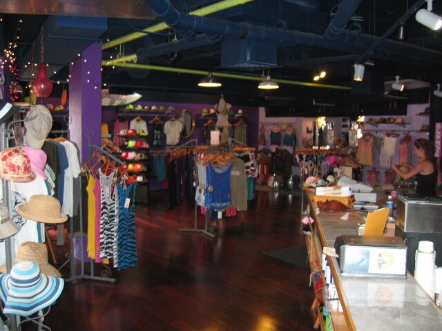 More Photos Of 75-5719 Alii Dr, Kailua Kona General Retail For Sale